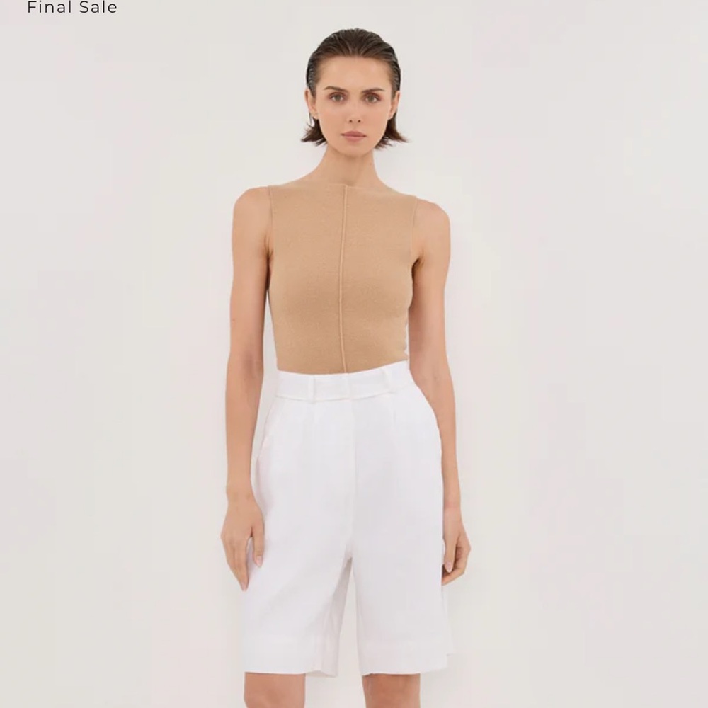 DISSH OWEN TAN BOAT NECK TOP